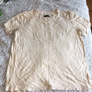 peach colored t-shirt